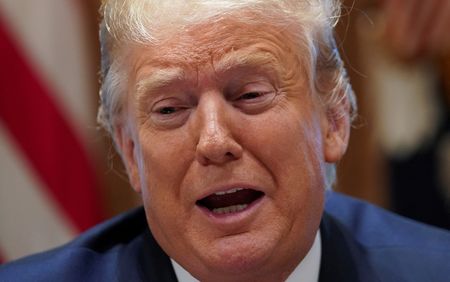 tagreuters.com2025binary_LYNXNPEL230NJ-VIEWIMAGE