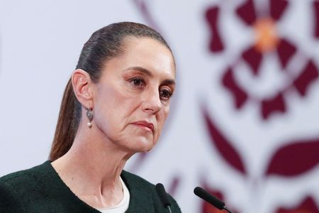 tagreuters.com2025binary_LYNXNPEL3025O-VIEWIMAGE