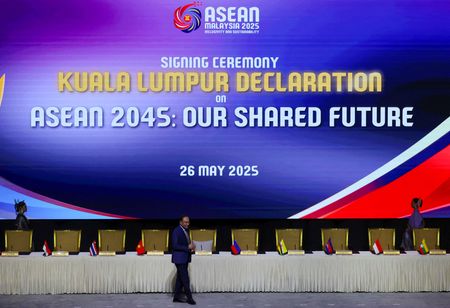 tagreuters.com2025binary_LYNXNPEL4Q0K8-VIEWIMAGE