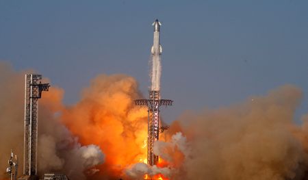 tagreuters.com2025binary_LYNXNPEL4R02M-VIEWIMAGE