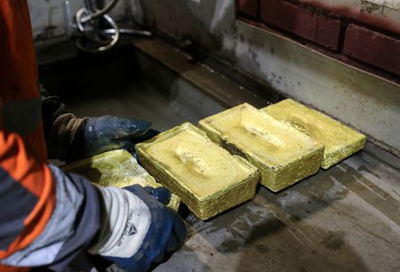 tagreuters.com2025binary_LYNXNPEL8F067-VIEWIMAGE