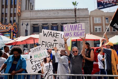 tagreuters.com2025binary_LYNXNPEL8L0YE-VIEWIMAGE