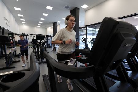 tagreuters.com2025binary_LYNXNPEL8P05V-VIEWIMAGE