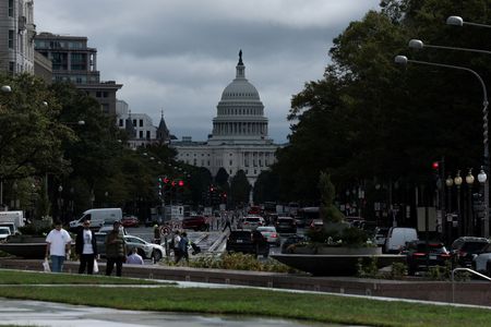 tagreuters.com2025binary_LYNXNPEL990HN-VIEWIMAGE