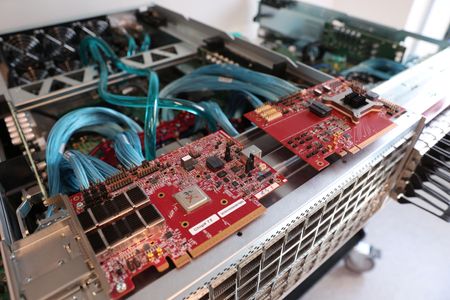 tagreuters.com2025binary_LYNXNPEL9D0OQ-VIEWIMAGE