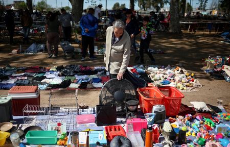 tagreuters.com2025binary_LYNXNPEL9E0JN-VIEWIMAGE