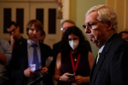 tagreuters.com2022binary_LYNXMPEI5M0CU-VIEWIMAGE