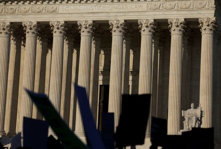 tagreuters.com2022binary_LYNXMPEI601WK-VIEWIMAGE