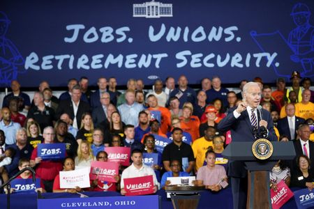 tagreuters.com2022binary_LYNXMPEI6511B-VIEWIMAGE