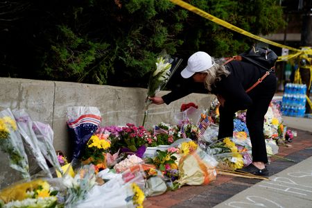 tagreuters.com2022binary_LYNXMPEI6701P-VIEWIMAGE