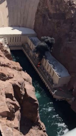 tagreuters.com2022binary_LYNXMPEI6I11M-VIEWIMAGE