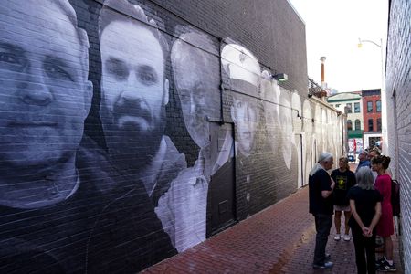 tagreuters.com2022binary_LYNXMPEI6J0XV-VIEWIMAGE