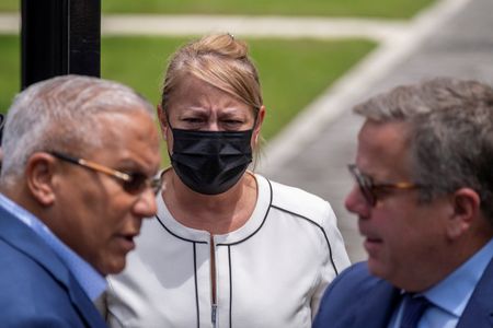 tagreuters.com2022binary_LYNXMPEI73100-VIEWIMAGE