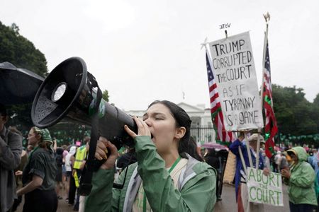 tagreuters.com2022binary_LYNXMPEI7G0YF-VIEWIMAGE