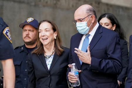 tagreuters.com2022binary_LYNXMPEI7H0QD-VIEWIMAGE