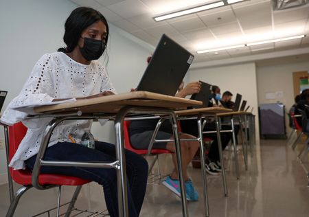 tagreuters.com2022binary_LYNXMPEI7P0TU-VIEWIMAGE