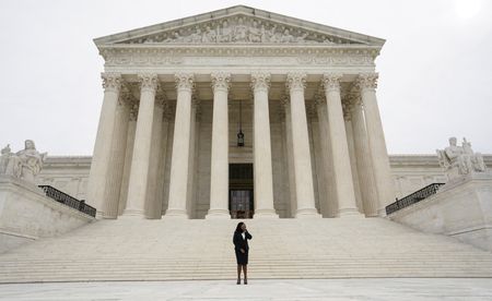 tagreuters.com2022binary_LYNXMPEI8T0UL-VIEWIMAGE