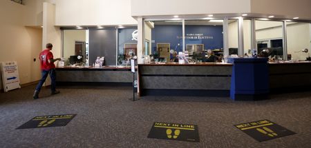 tagreuters.com2022binary_LYNXMPEI9803R-VIEWIMAGE