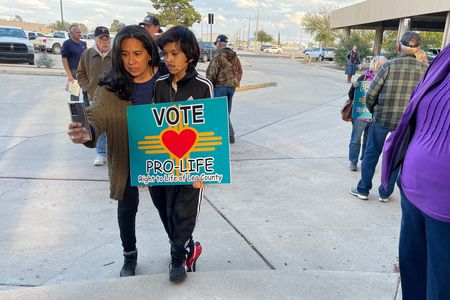 tagreuters.com2022binary_LYNXMPEI9P0BY-VIEWIMAGE