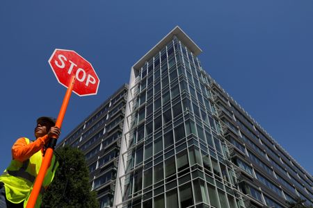 tagreuters.com2022binary_LYNXMPEIBL0SE-VIEWIMAGE