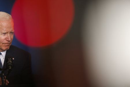 tagreuters.com2022binary_LYNXNPEI3K0BQ-VIEWIMAGE