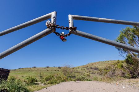 tagreuters.com2022binary_LYNXNPEI420BK-VIEWIMAGE