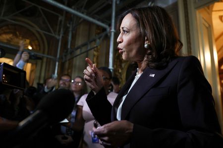 tagreuters.com2022binary_LYNXNPEI4B005-VIEWIMAGE