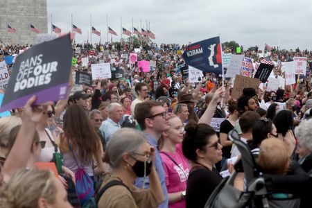 tagreuters.com2022binary_LYNXNPEI4D08H-VIEWIMAGE