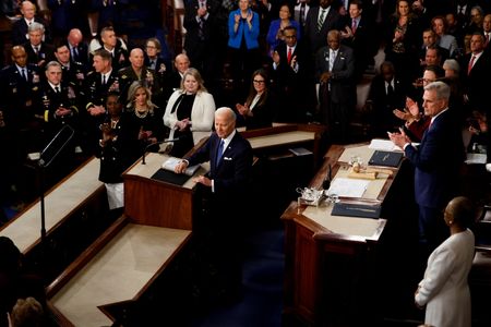 tagreuters.com2023binary_LYNXMPEJ17039-VIEWIMAGE