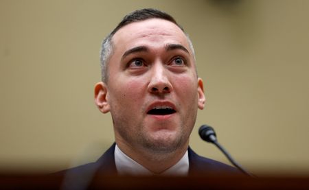 tagreuters.com2023binary_LYNXMPEJ170UK-VIEWIMAGE