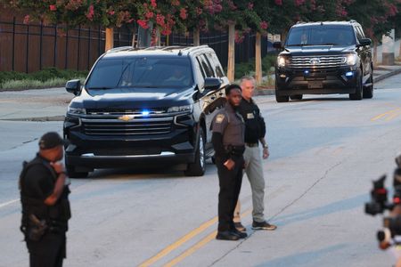 tagreuters.com2023binary_LYNXMPEJ7O003-VIEWIMAGE