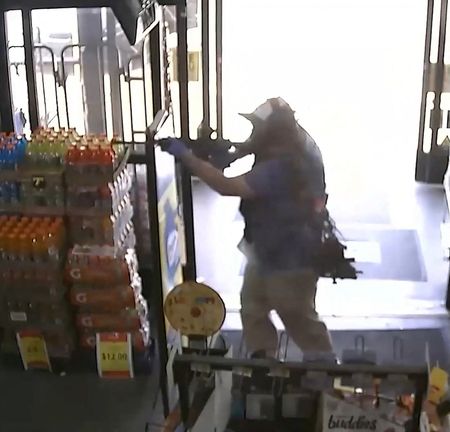 tagreuters.com2023binary_LYNXMPEJ7Q075-VIEWIMAGE