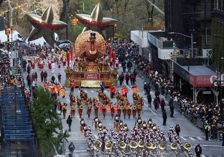 tagreuters.com2023binary_LYNXMPEJAM0C6-VIEWIMAGE