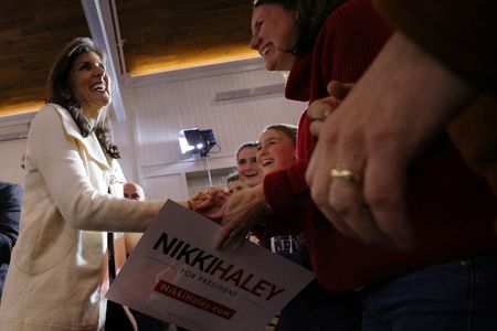 tagreuters.com2024binary_LYNXMPEK02007-VIEWIMAGE