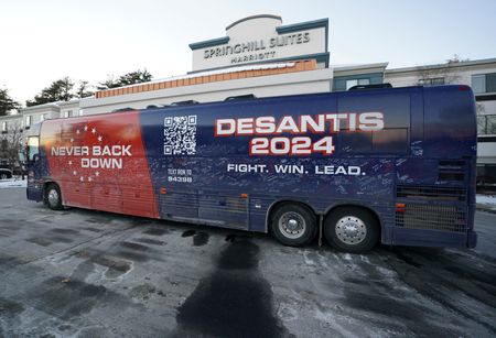 tagreuters.com2024binary_LYNXMPEK0L00W-VIEWIMAGE