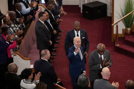 tagreuters.com2024binary_LYNXMPEK0R07D-VIEWIMAGE