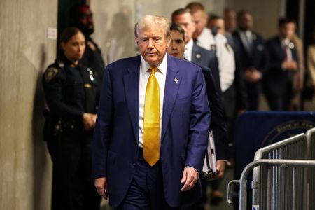 tagreuters.com2024binary_LYNXMPEK410NZ-VIEWIMAGE