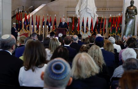 tagreuters.com2024binary_LYNXMPEK460RQ-VIEWIMAGE