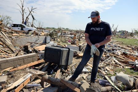 tagreuters.com2024binary_LYNXMPEK4L0TE-VIEWIMAGE