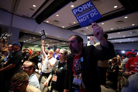 tagreuters.com2024binary_LYNXMPEK4P00R-VIEWIMAGE