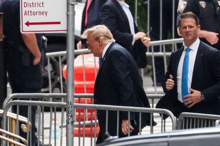 tagreuters.com2024binary_LYNXMPEK4T0L3-VIEWIMAGE