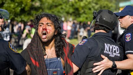 tagreuters.com2024binary_LYNXMPEK4U0WO-VIEWIMAGE