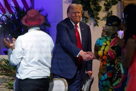 tagreuters.com2024binary_LYNXMPEK5E08B-VIEWIMAGE