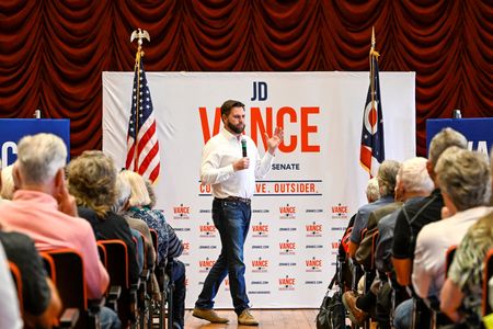 tagreuters.com2024binary_LYNXMPEK6E0NC-VIEWIMAGE