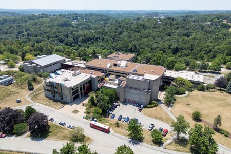 tagreuters.com2024binary_LYNXMPEK6G0SB-VIEWIMAGE