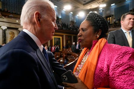 tagreuters.com2024binary_LYNXMPEK6J00V-VIEWIMAGE