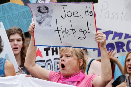 tagreuters.com2024binary_LYNXMPEK6J08C-VIEWIMAGE