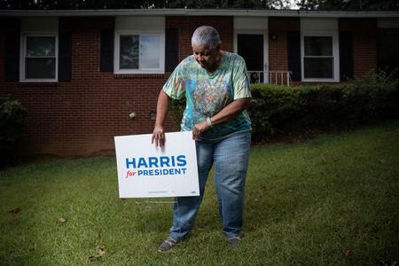 tagreuters.com2024binary_LYNXMPEK9P04Z-VIEWIMAGE