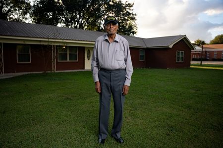 tagreuters.com2024binary_LYNXMPEK9P05P-VIEWIMAGE