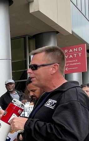 tagreuters.com2024binary_LYNXMPEK9S0KK-VIEWIMAGE